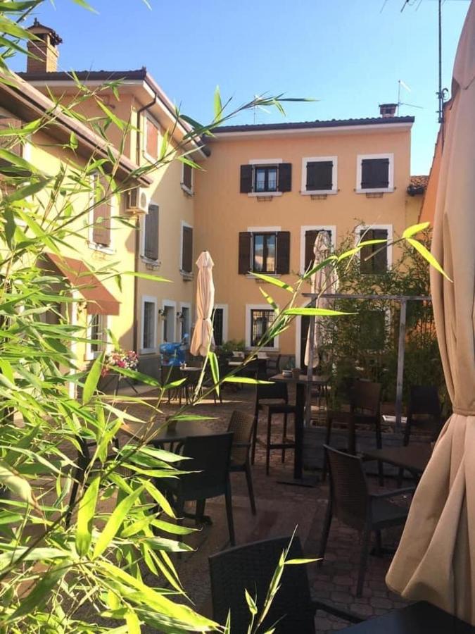 Hotel E Locanda La Bastia Valeggio sul Mincio Buitenkant foto