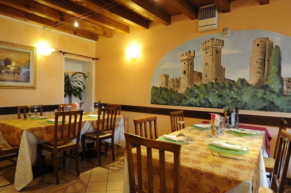 Hotel E Locanda La Bastia Valeggio sul Mincio Buitenkant foto
